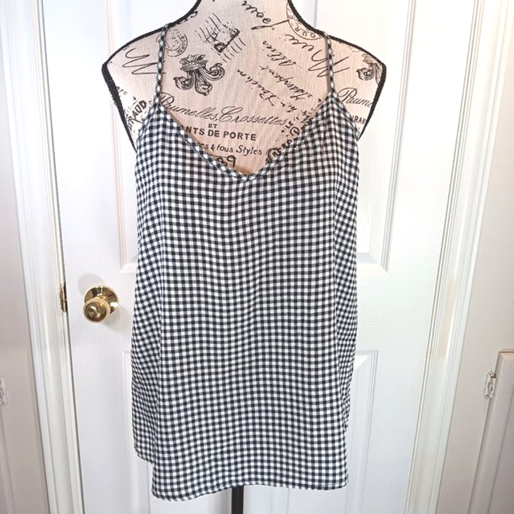 NWOT Abercrombie & Fitch Strappy Back Sleeveless Top Black White Cami Size S